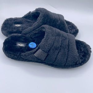Ugg “Fluff You” sheepskin slippers